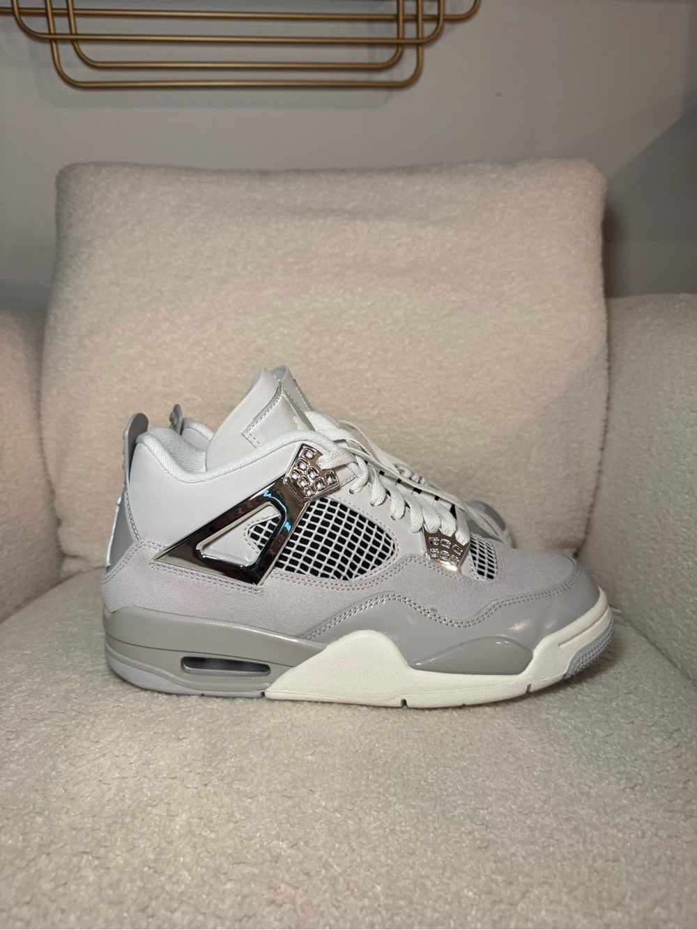 Jordan 4 ‘Frozen Moments’ - Great Condition